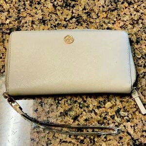 Tory Burch wristlet